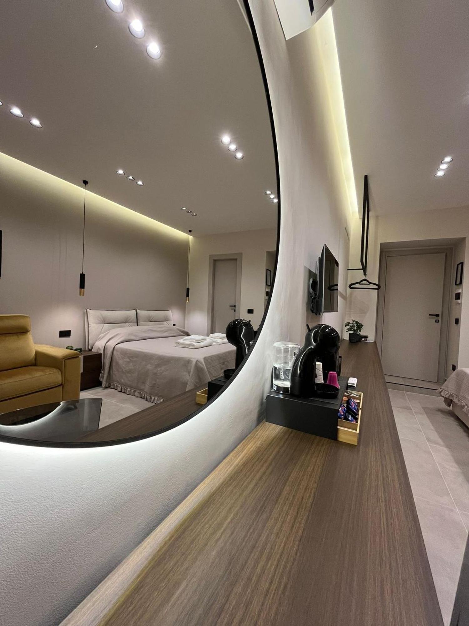Stay In Napoli Exterior foto